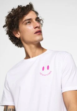 YOURTURN Camiseta Estampada - White -Moda Tienda 03ad498009f341568db55508455c21bb