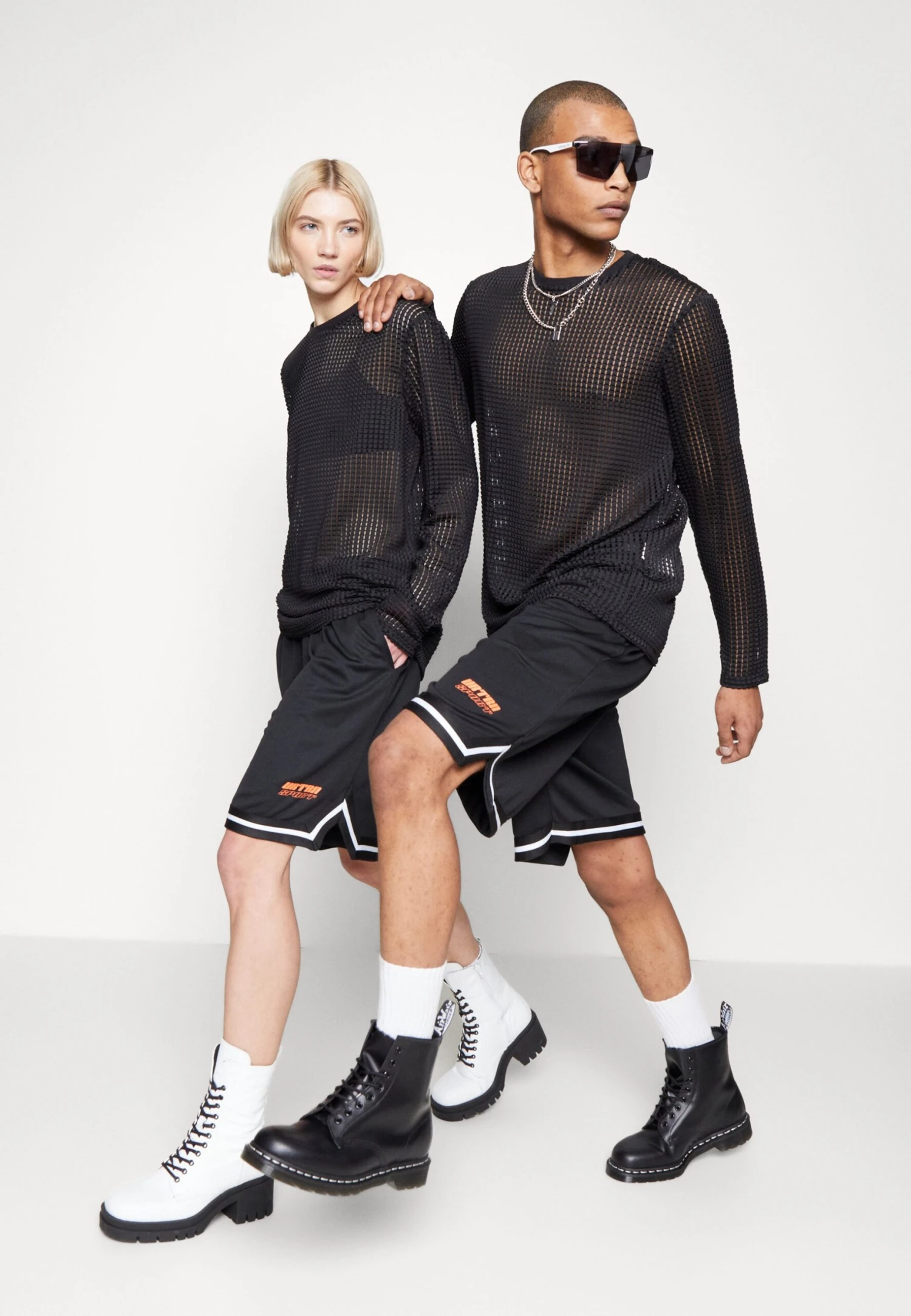 YOURTURN Unisex - Shorts - Black 6 YOURTURN Unisex - Shorts - Black - Image 4