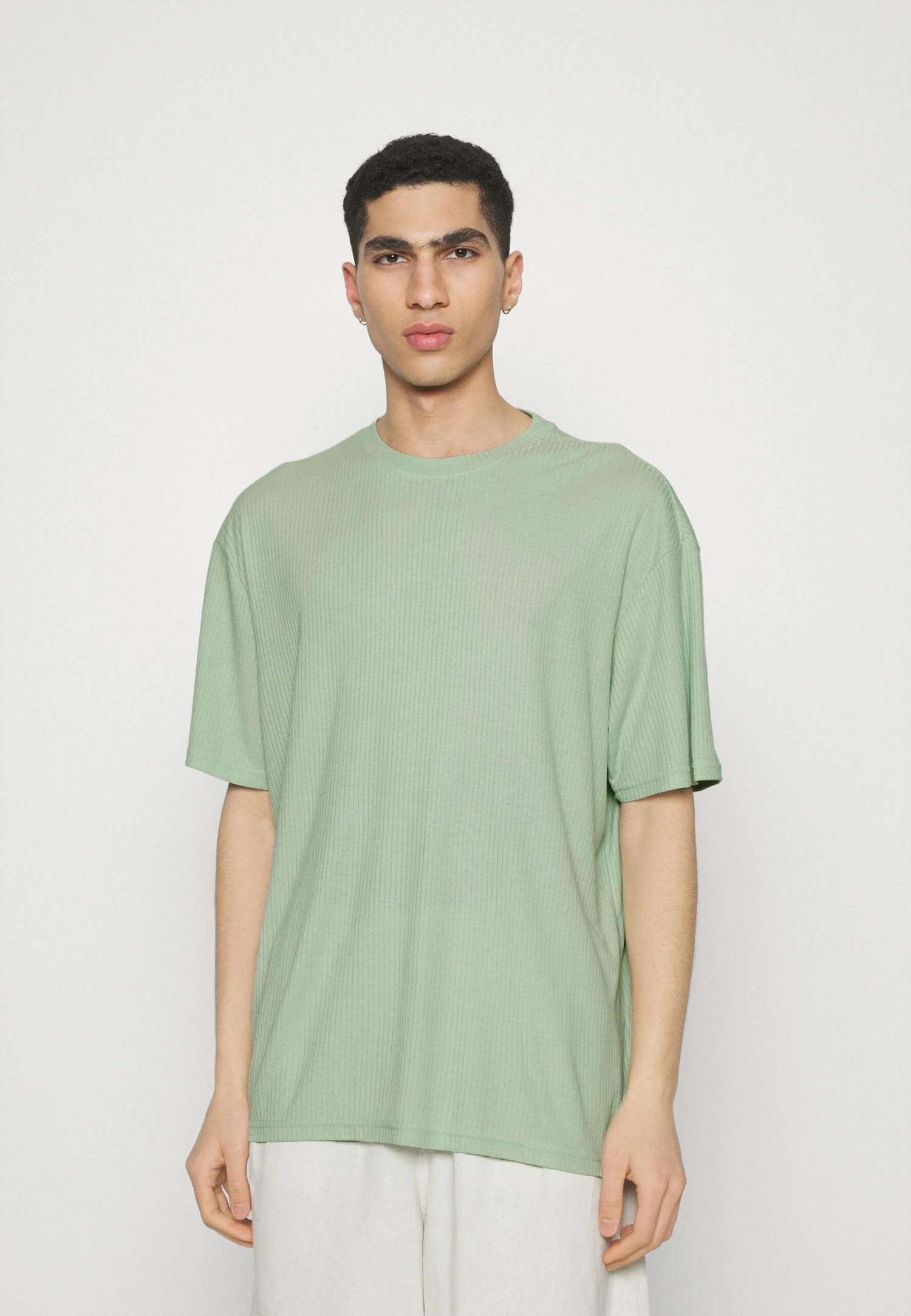 YOURTURN Unisex 2 Pack - Camiseta Básica - Offwhite/Light Green 4 YOURTURN Unisex 2 Pack - Camiseta Básica - Offwhite/Light Green - Image 2