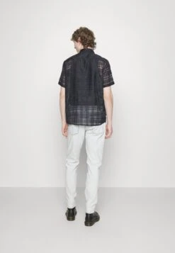 YOURTURN Mesh Shirt - Camisa - Black -Moda Tienda 1c58a84f03924ff8a6822e8adaee1e56