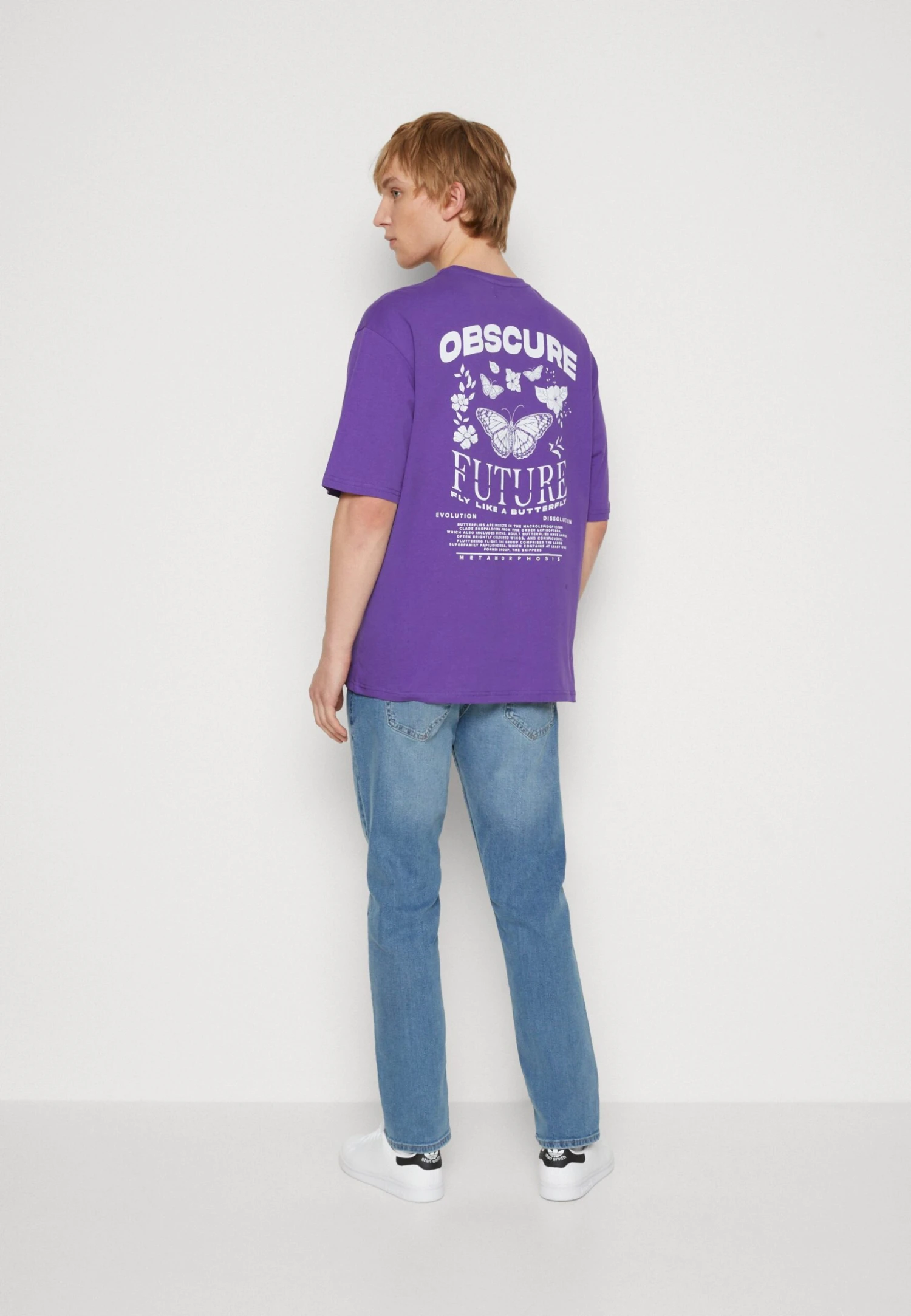 YOURTURN Nostalgia Future Tee Unisex - Camiseta Estampada - Purple 5 YOURTURN Nostalgia Future Tee Unisex - Camiseta Estampada - Purple - Image 3