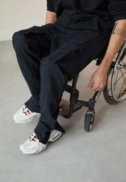 YOURTURN Pantalones Deportivos - Black