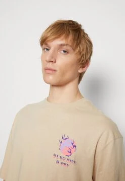 YOURTURN Graphic Tee Unisex - Camiseta Estampada - Beige -Moda Tienda 45cdd2ca318c4cceb4d65a0fe8415fd4