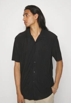 YOURTURN Plisse Shirt Unisex - Camisa - Black -Moda Tienda 5b503a735496416abeb84deb246770fd