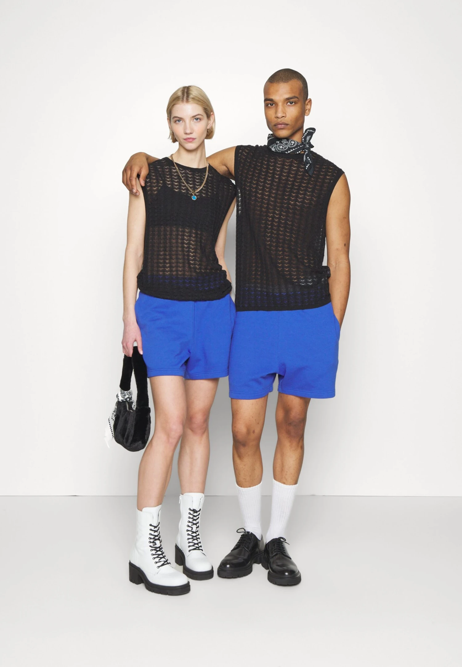 YOURTURN Sheer- Jersey De Punto - Black 4 YOURTURN Sheer- Jersey De Punto - Black - Image 2