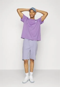 YOURTURN Unisex - Camiseta Estampada - Lilac -Moda Tienda 6e59cb89bc314a508347cf01577f68dd