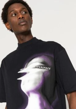 YOURTURN Unisex - Camiseta Estampada -Black -Moda Tienda 71633d781f4e4282bd687c86b02a7fd7