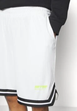 YOURTURN Unisex - Shorts - White -Moda Tienda 7de5f7e1fde542a78bb8b63e5f53b23f