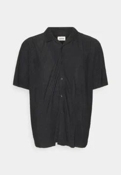 YOURTURN Plisse Shirt Unisex - Camisa - Black -Moda Tienda 8155c41a902149a8b246bd557c414232