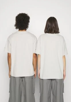 YOURTURN Unisex - Camiseta Estampada - Light Grey -Moda Tienda 88bcb009c8ba4fa0b3604c3866bbdecc