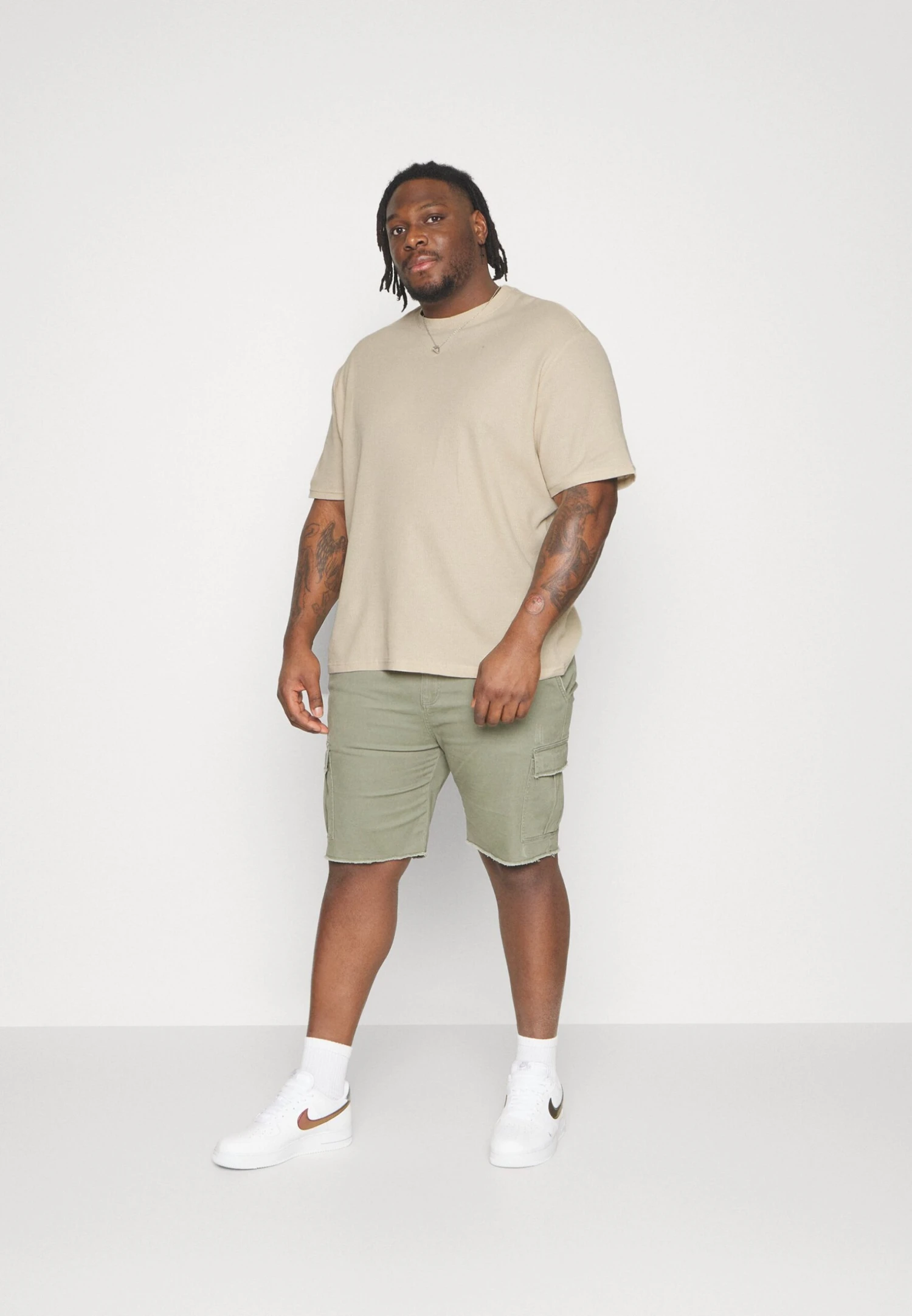 YOURTURN Unisex - Camiseta Básica -Light Green/ Off-White 3 YOURTURN Unisex - Camiseta Básica -Light Green/ Off-White