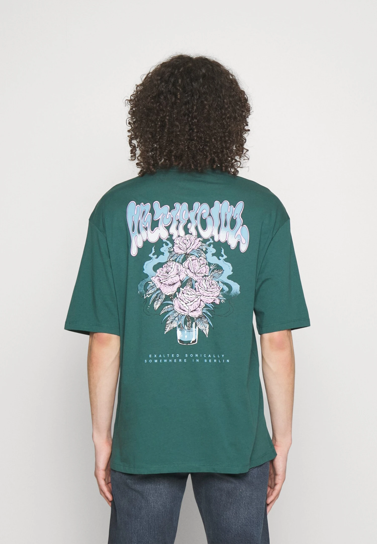 YOURTURN Graphic Tee Unisex - Camiseta Estampada - Green 3 YOURTURN Graphic Tee Unisex - Camiseta Estampada - Green