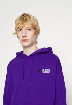 YOURTURN Kindness Hoodie - Sudadera - Purple -Moda Tienda 95311e2e1d884aa6b5a6ff7149574500