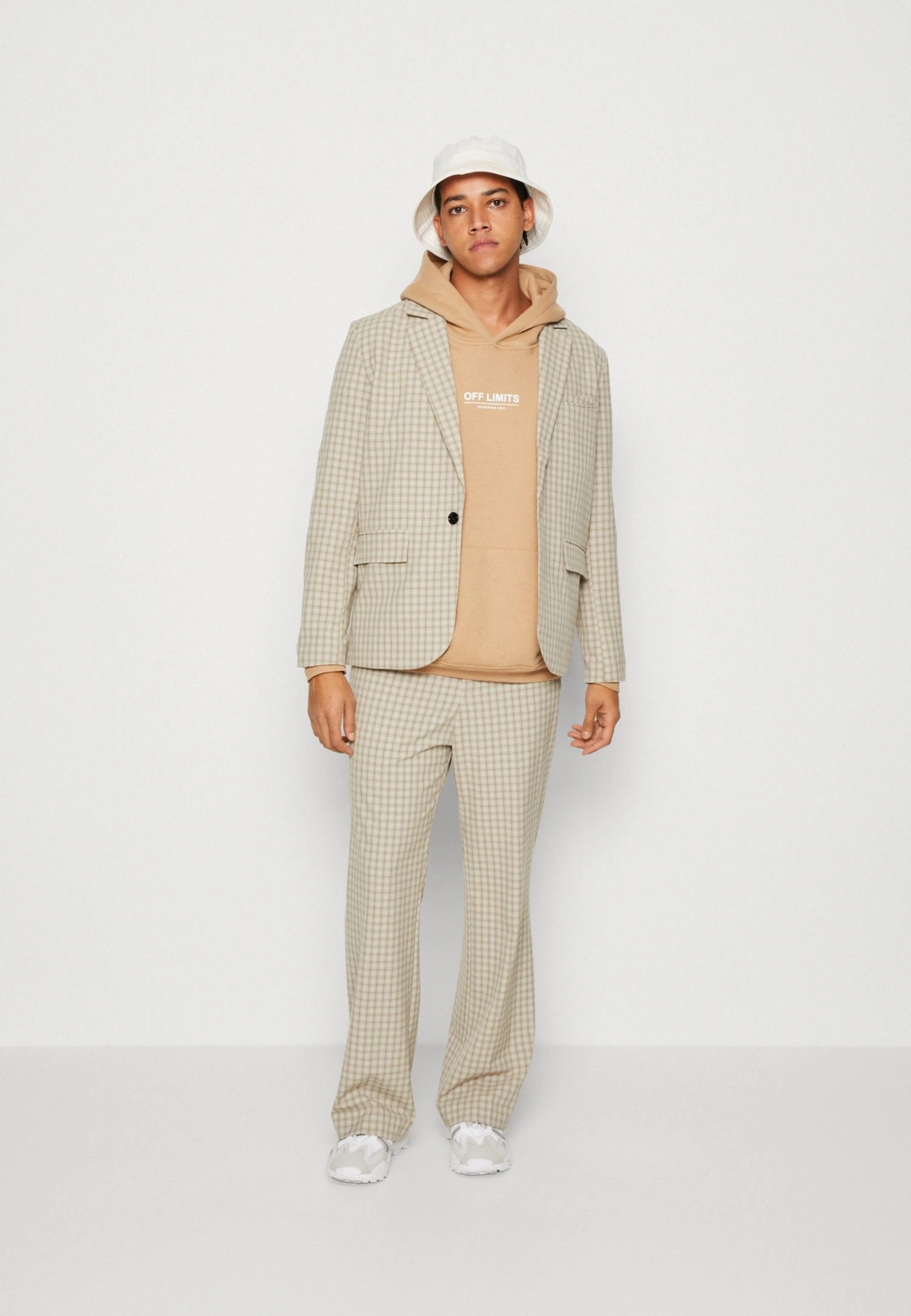 YOURTURN Unisex - Jersey Con Capucha - Tan 4 YOURTURN Unisex - Jersey Con Capucha - Tan - Image 2