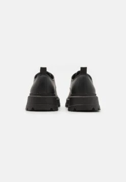 YOURTURN Unisex - Zapatos De Vestir - Black -Moda Tienda aaae83047a954d1aab81392769433db6