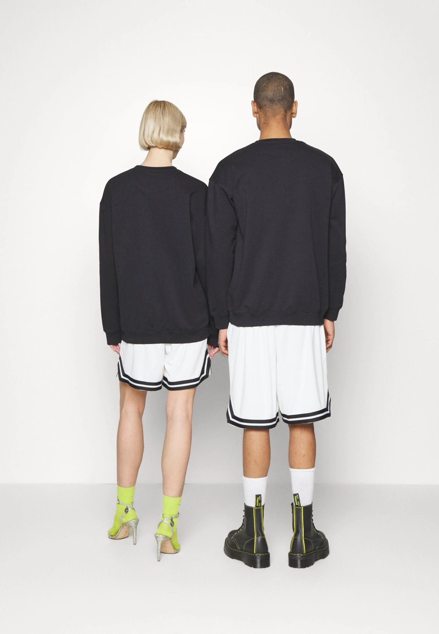 YOURTURN Care Bears Unisex - Sudadera - Black 5 YOURTURN Care Bears Unisex - Sudadera - Black - Image 3