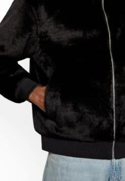 YOURTURN Chaqueta De Invierno - Black -Moda Tienda bd2c7c34dcc94e1bb50e04c04c1e2f8a