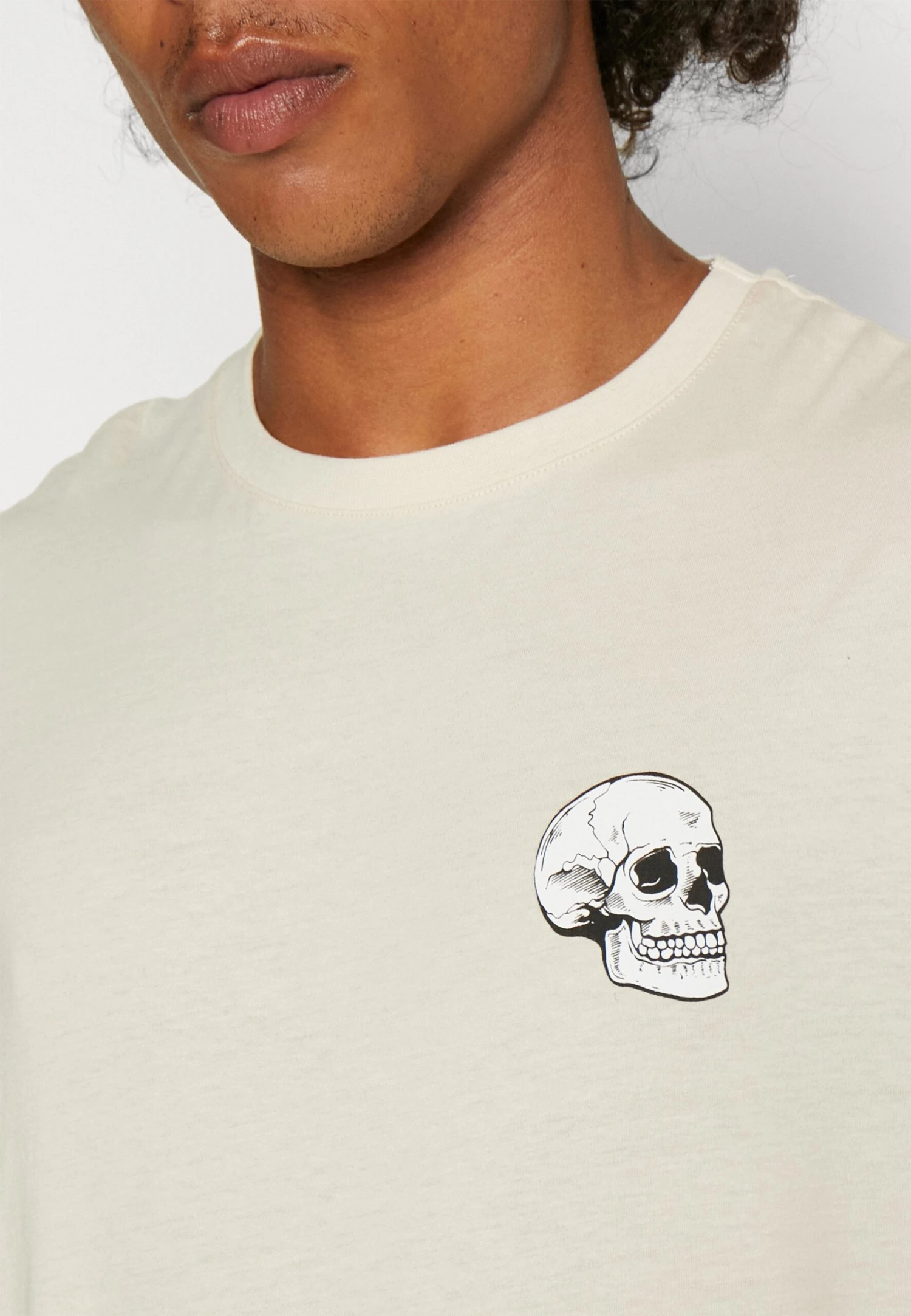 YOURTURN SkullGraphic- Camiseta Estampada - Beige 8 YOURTURN SkullGraphic- Camiseta Estampada - Beige - Image 6