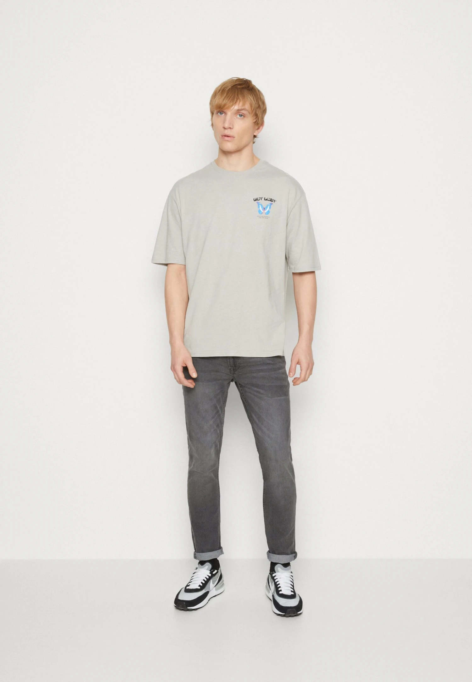 YOURTURN Get Lost Tee Unisex - Camiseta Estampada - Grey 4 YOURTURN Get Lost Tee Unisex - Camiseta Estampada - Grey - Image 2