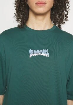 YOURTURN Graphic Tee Unisex - Camiseta Estampada - Green 11 YOURTURN Graphic Tee Unisex - Camiseta Estampada - Green -Moda Tienda caccbca8605d4518884a8ef1de8b6cd1