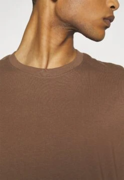 YOURTURN Unisex 5 Pack - Camiseta Básica - Light Blue/Blue/Stone 15 YOURTURN Unisex 5 Pack - Camiseta Básica - Light Blue/Blue/Stone -Moda Tienda da298b2926e44d7a889b4a9d750e628e