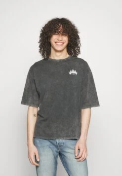 YOURTURN Skull Graphic Tee Unisex - Camiseta Estampada - Mottled Black 10 YOURTURN Skull Graphic Tee Unisex - Camiseta Estampada - Mottled Black -Moda Tienda da5ddb789f454a678b4b27212f932166