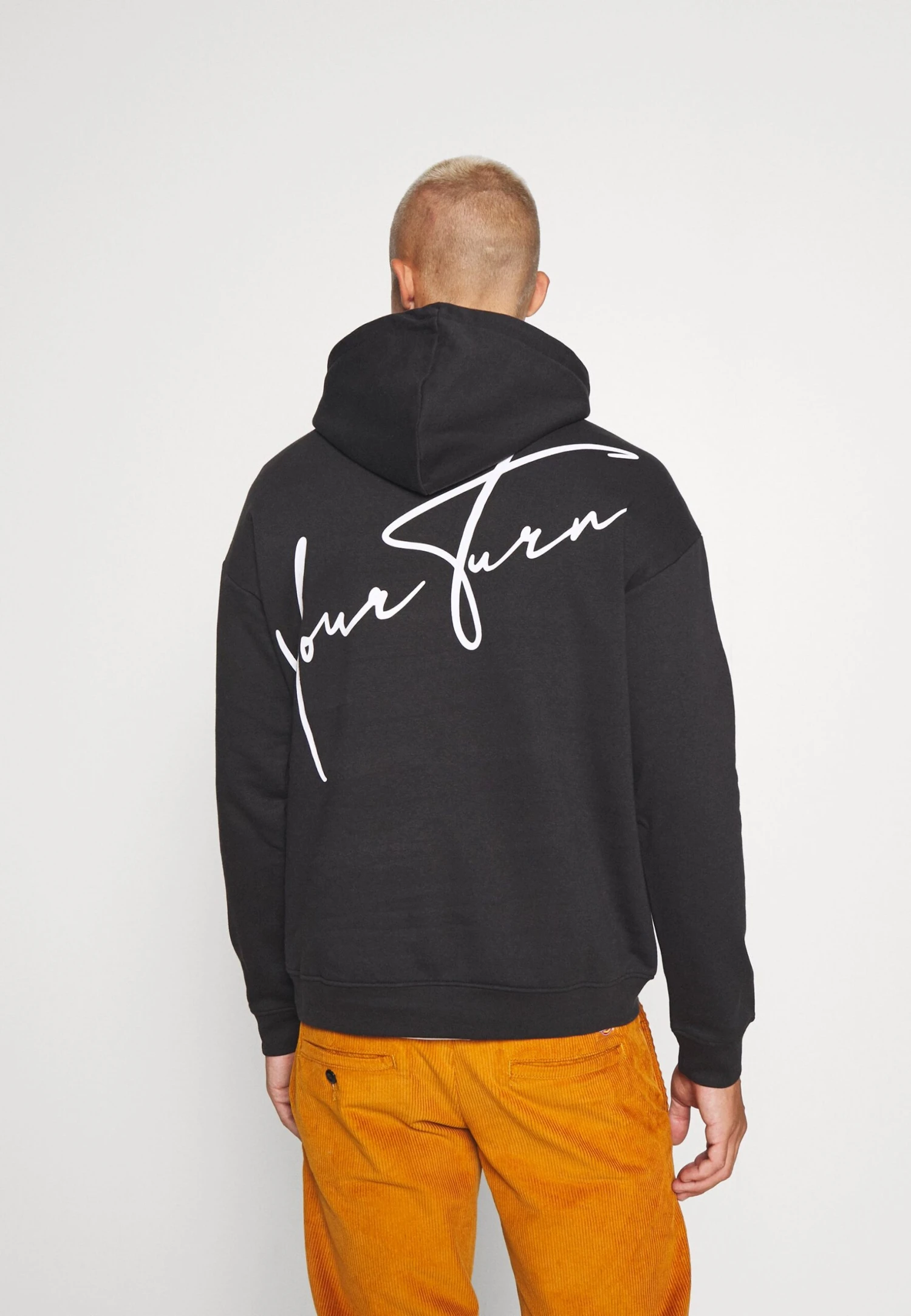 YOURTURN Bold Script Hoodie Unisex - Sudadera - Black 3 YOURTURN Bold Script Hoodie Unisex - Sudadera - Black