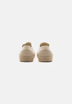 YOURTURN Unisex - Alpargatas - Beige -Moda Tienda ebfcf4905e2c4a38a0d08e44ac28dc6b