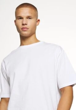 YOURTURN 3Pack Unisex - Camiseta Básica - Black/Light Grey/White 15 YOURTURN 3Pack Unisex - Camiseta Básica - Black/Light Grey/White -Moda Tienda f57b7095693242dc9b6be4defb002325