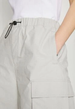 YOURTURN Unisex - Shorts - Light Grey 15 YOURTURN Unisex - Shorts - Light Grey -Moda Tienda fb21bd3b219d4ff4b3b1cc09b2fd0909