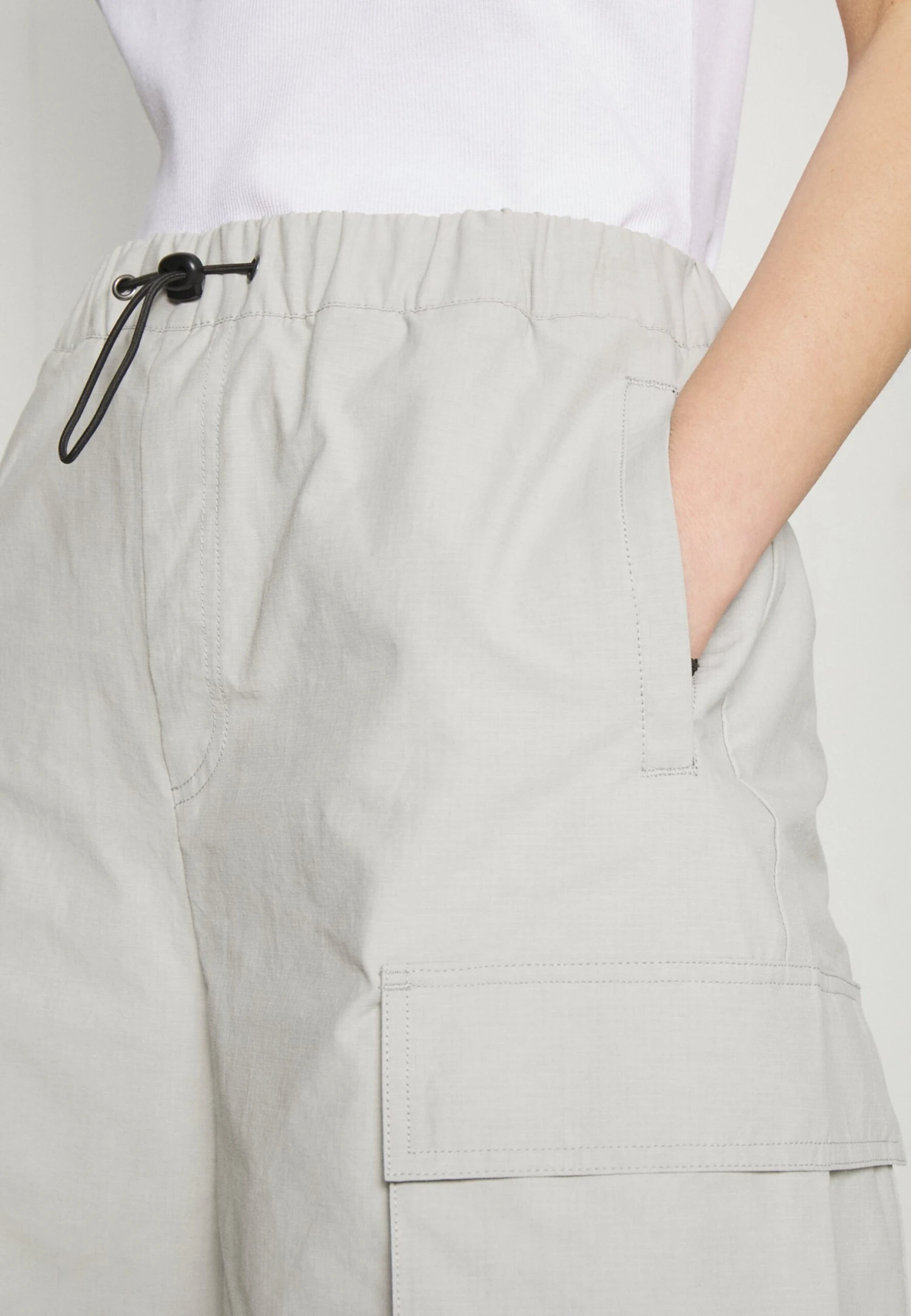 YOURTURN Unisex - Shorts - Light Grey 9 YOURTURN Unisex - Shorts - Light Grey - Image 7