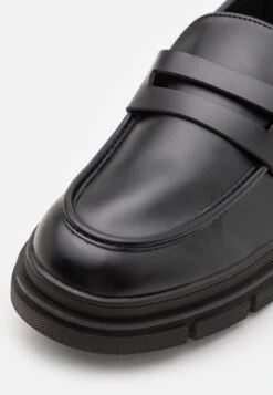 YOURTURN Mocasines - Black -Moda Tienda fbe1d69ec73d424097583e846261fdbb