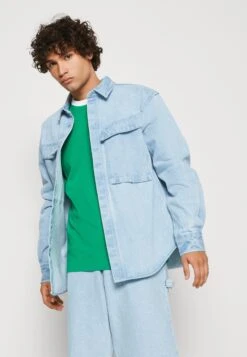 YOURTURN Unisex - Chaqueta Vaquera - Blue -Moda Tienda fd2bf4f8c7d146b99288493a5b3cc8a4